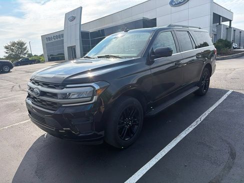 Used 2024 Ford Expedition Max XLT AWD/4WD image 2