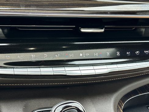 Used 2021 Cadillac Escalade Sport w/ Driver Assist Tech Package image 25