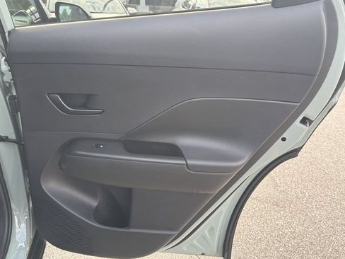 Certified 2025 Hyundai Kona SEL FWD image 23