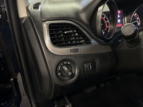 Used 2017 Dodge Journey Crossroad image 27