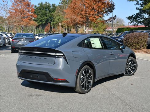 New 2026 Toyota Prius Plug-In Hybrid image 2