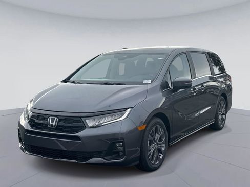 New 2026 Honda Odyssey Touring image 8