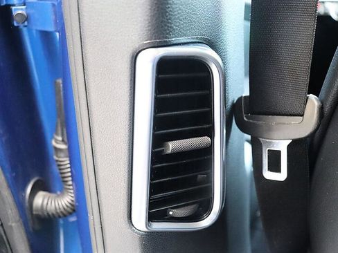 Used 2017 Porsche Panamera 4 image 78