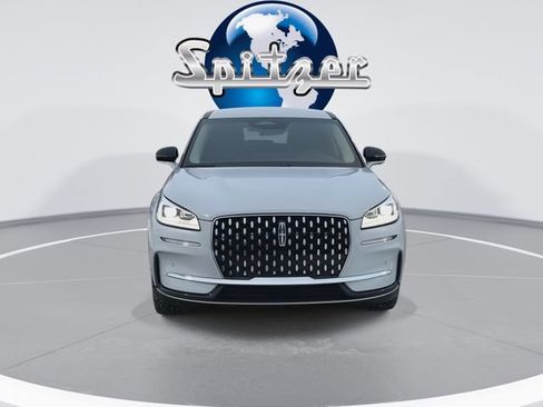 Used 2025 Lincoln Corsair Reserve image 3