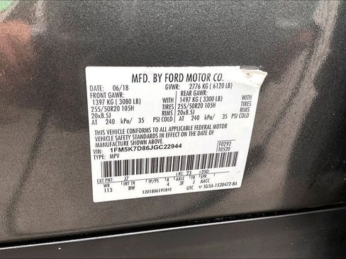 Used 2018 Ford Explorer XLT w/ Equipment Group 202A FWD image 18