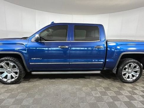 Used 2017 GMC Sierra 1500 Denali w/ Denali Ultimate Package AWD/4WD image 6