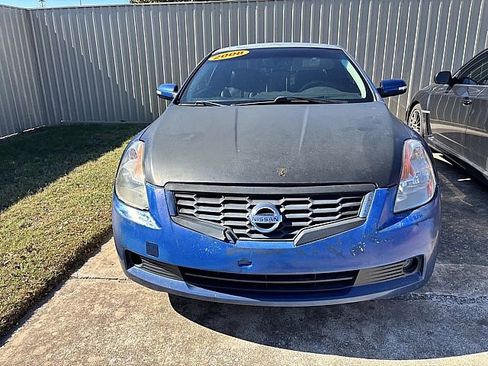 Used 2008 Nissan Altima 3.5 SE w/ Premium Pkg image 2