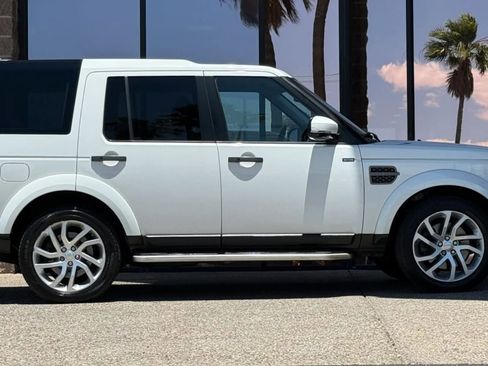 Used 2016 Land Rover LR4 HSE AWD/4WD image 15