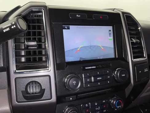 Used 2015 Ford F150 XLT w/ Equipment Group 302A Luxury RWD image 22