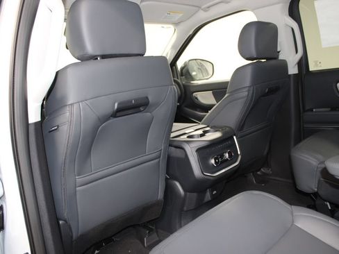 New 2026 Ford Expedition Active AWD/4WD image 26