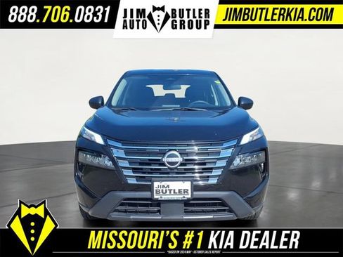 Used 2024 Nissan Rogue S FWD image 24
