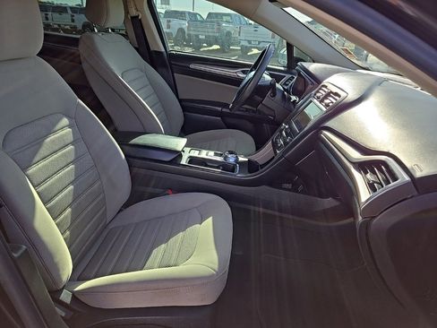 Used 2020 Ford Fusion S image 19