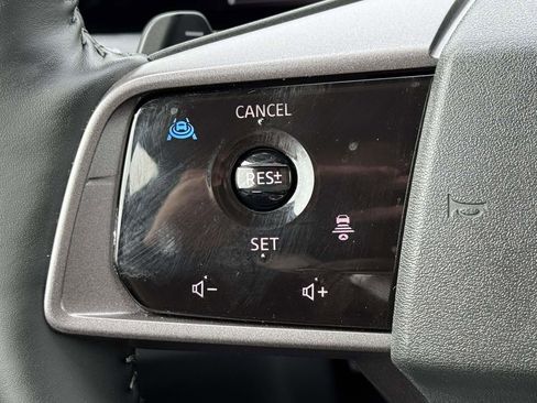 Certified 2025 Nissan Murano SV AWD/4WD image 19