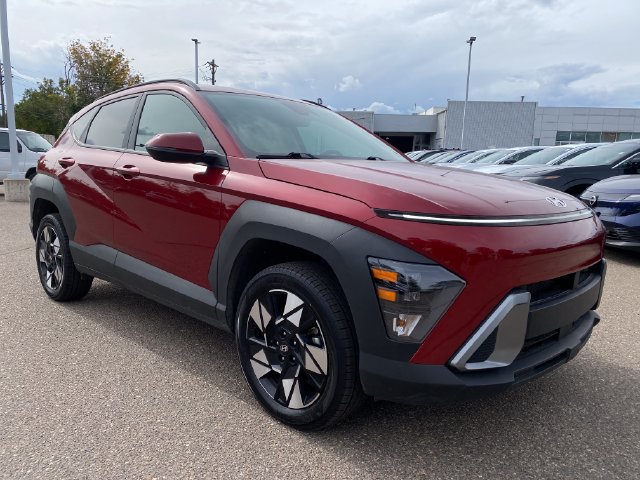 Used 2025 Hyundai Kona SEL AWD/4WD image 7