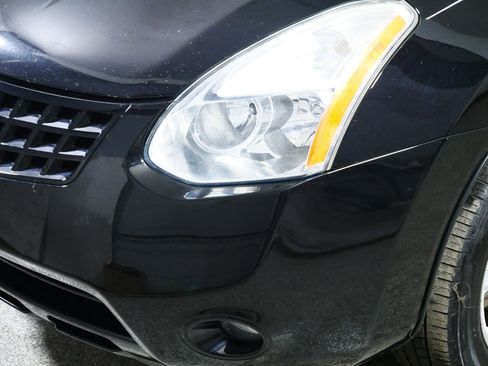 Used 2010 Nissan Rogue SL w/ Premium Pkg image 16