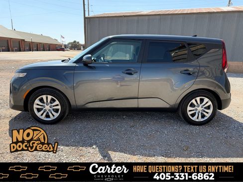 Used 2022 Kia Soul LX FWD image 9