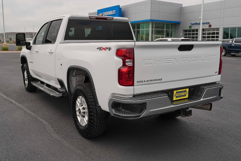 Used 2025 Chevrolet Silverado 2500 LT w/ Convenience Package AWD/4WD image 9