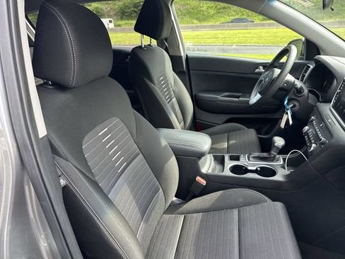 Used 2020 Kia Sportage LX w/ LX Popular Package AWD/4WD image 28