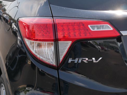 Used 2019 Honda HR-V EX image 17
