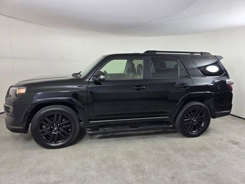 Used 2019 Toyota 4Runner Limited AWD/4WD image 6