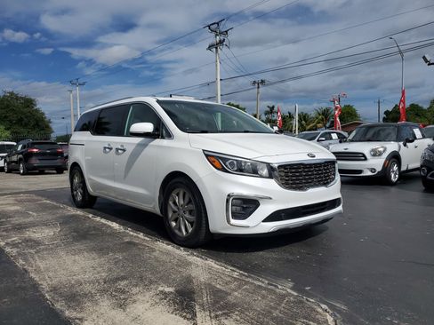 Used 2019 Kia Sedona EX w/ EX Premium Package image 5