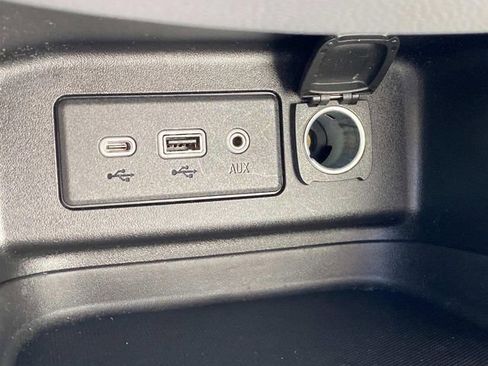 Used 2022 Chevrolet Equinox LT image 27