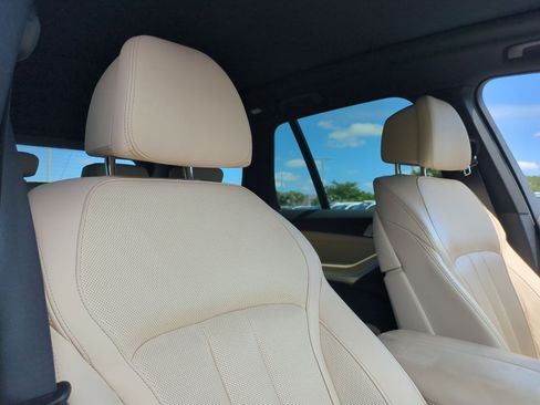 Used 2022 BMW X5 xDrive45e AWD/4WD image 34