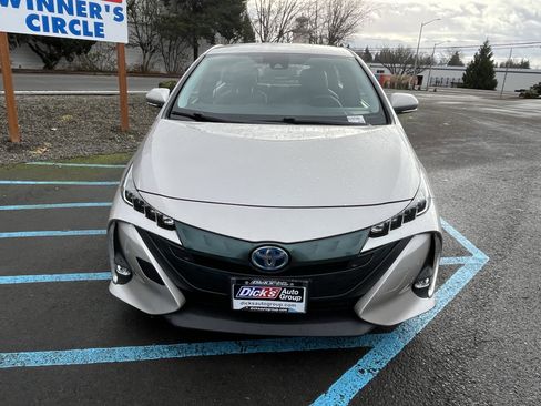 Used 2019 Toyota Prius Prime Plus image 8