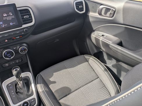 New 2026 Hyundai Venue SEL FWD image 26