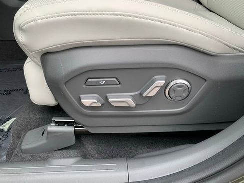 New 2026 Hyundai Santa Fe Calligraphy AWD/4WD image 14