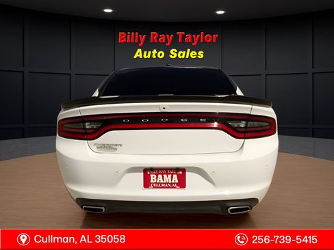 Used 2021 Dodge Charger SXT w/ Leather Interior Group image 6