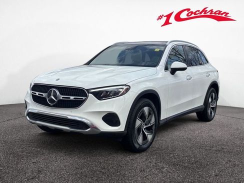 Used 2024 Mercedes-Benz GLC 300 4MATIC image 28