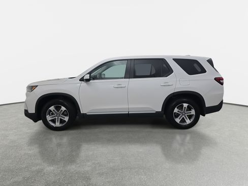 Certified 2025 Honda Pilot EX-L image 8