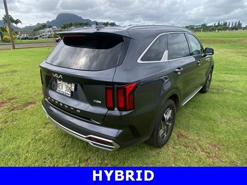 Used 2022 Kia Sorento S image 5