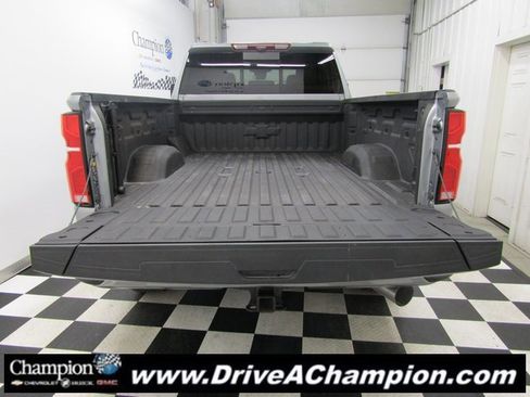 Certified 2025 Chevrolet Silverado 2500 High Country w/ High Country Premium Package image 24