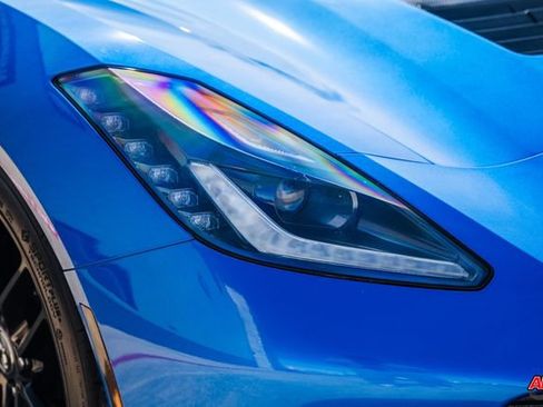 Used 2014 Chevrolet Corvette Stingray Z51 w/ 3LT Preferred Equipment Group image 45