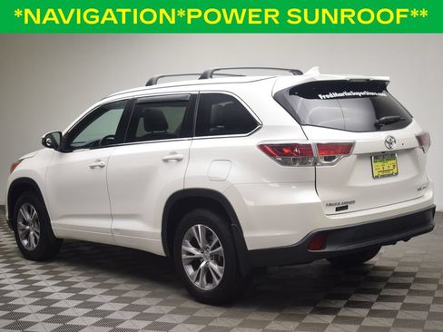 Used 2015 Toyota Highlander XLE AWD/4WD image 6