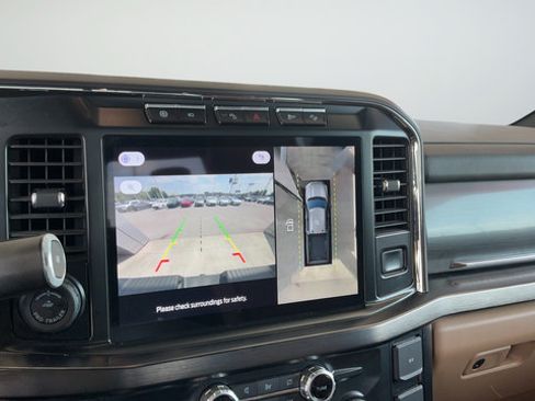 Used 2023 Ford F250 Lariat w/ Lariat Ultimate Package AWD/4WD image 15