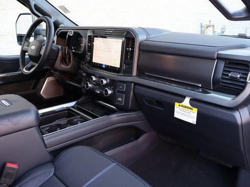 New 2026 Ford F350 Platinum w/ FX4 Off-Road Package image 42