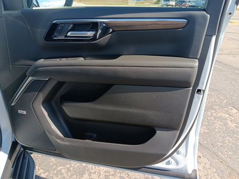 New 2026 Chevrolet Tahoe High Country image 28