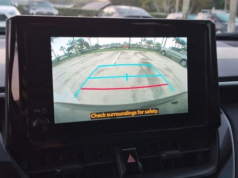 Used 2023 Toyota Corolla Cross LE w/ Moonroof Package FWD image 20