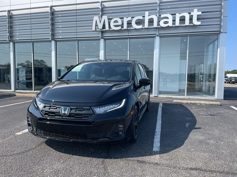 Used 2025 Honda Odyssey Sport-L image 5