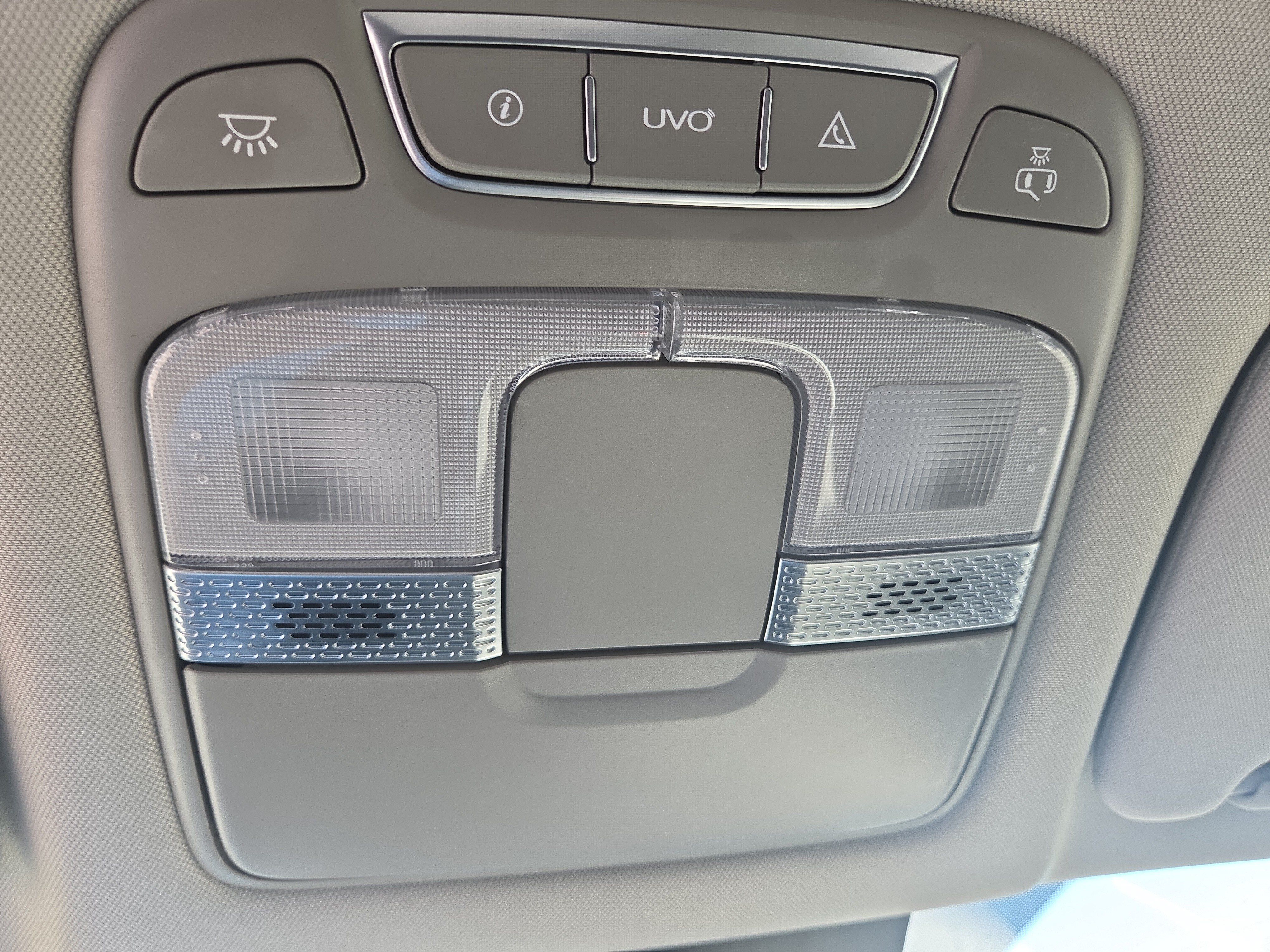 Used 2022 Kia Telluride LX AWD/4WD image 9