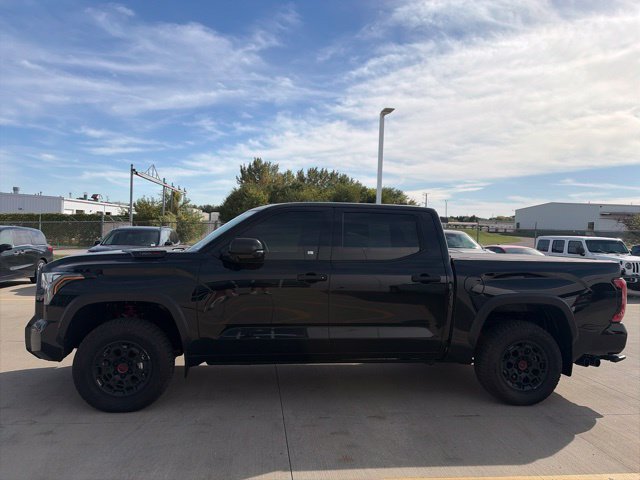 Used 2025 Toyota Tundra TRD Pro AWD/4WD image 4