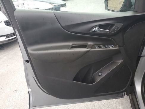 Used 2024 Chevrolet Equinox LT image 19