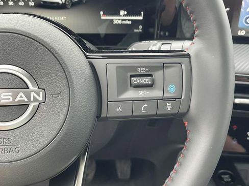 New 2025 Nissan Kicks SR w/ SR Premium Package image 19