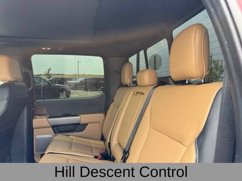Used 2021 Ford F150 Lariat w/ Equipment Group 502A High AWD/4WD image 18