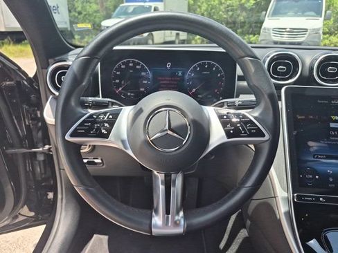 Used 2025 Mercedes-Benz C 300 Sedan image 23