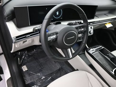 New 2026 Hyundai Tucson Limited AWD/4WD image 16