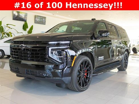 New 2025 Chevrolet Suburban RST w/ RST Capability Package image 4